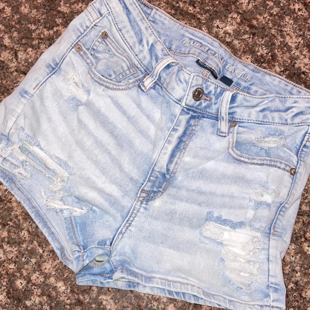 American Eagle Outfitters Light Wash Distressed Jean Shorts